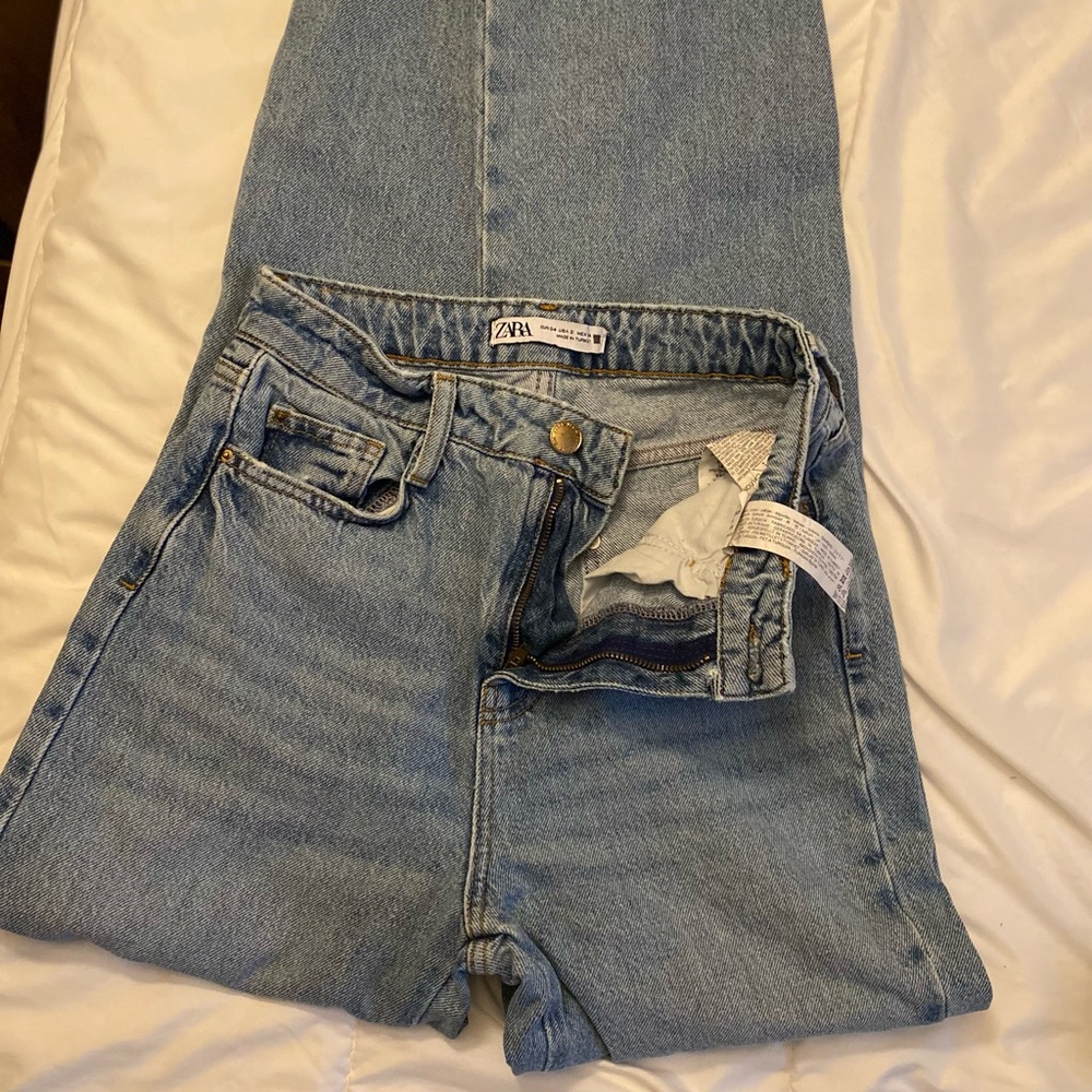 Zara Women's Light Blue High Rise Jeans